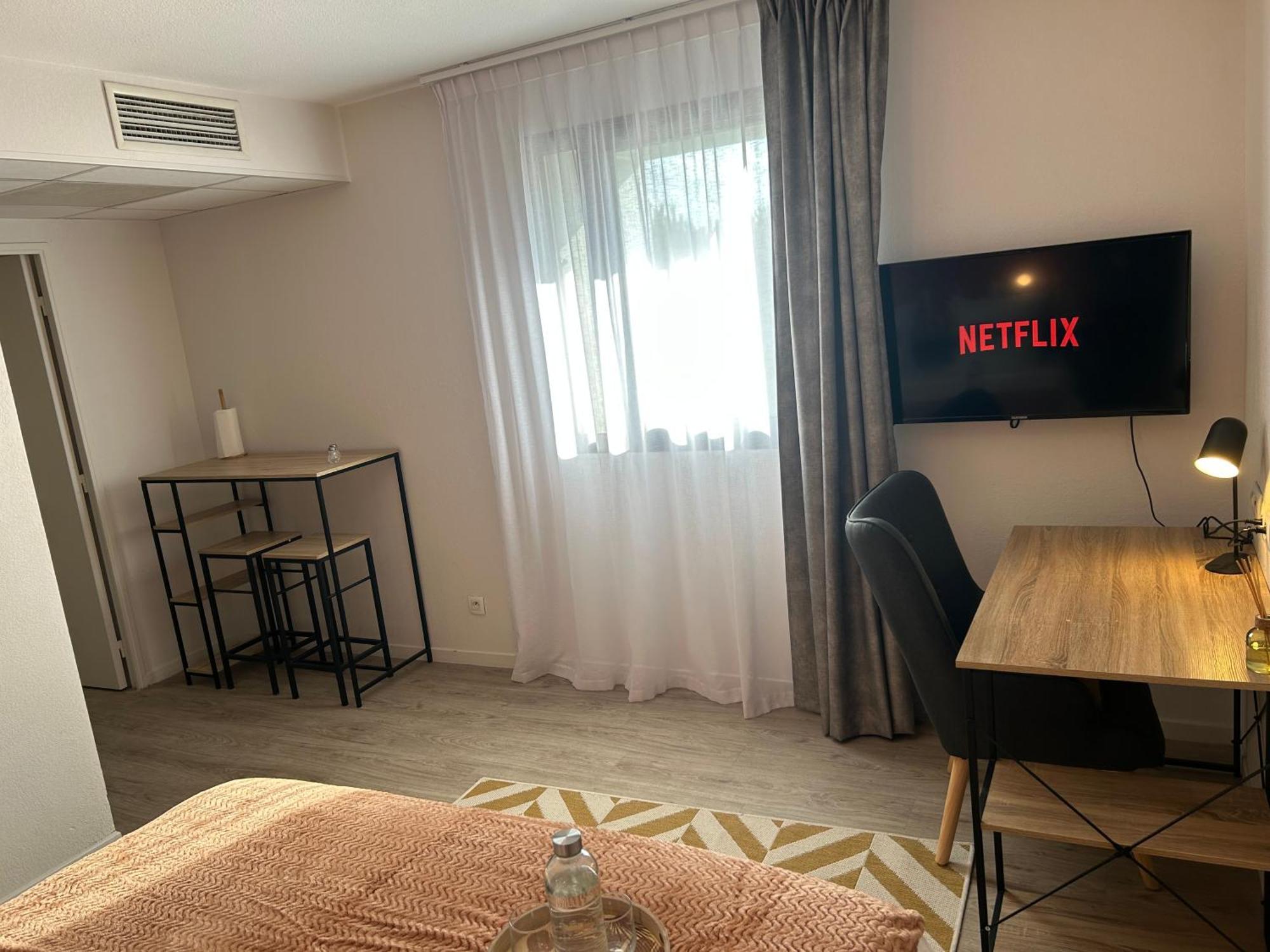 Appart'Hotel - Gare Tgv - アヴィニョン エクステリア 写真